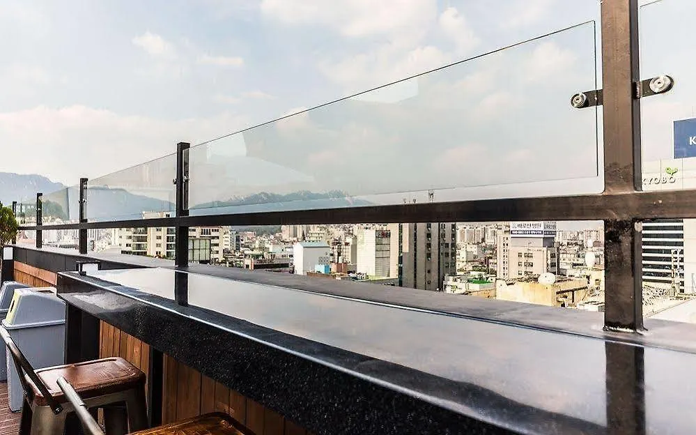 Daniel Campanella Hotell Seoul